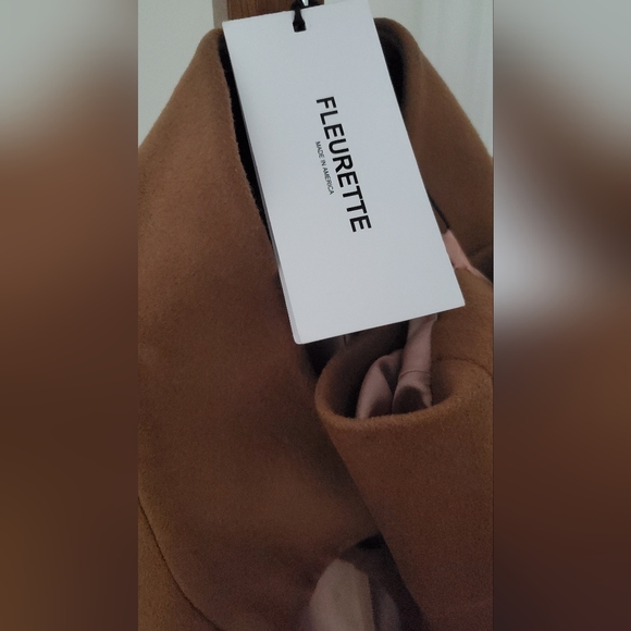 Fleurette NWT Fleurette Stand Collar Wool Coat Camel *flaw. Size 8 - Picture 4 of 5